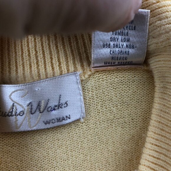 Studio Works Womens Sweater Size 2X Long Sleeve High Neck Pullover Yellow Knit - Picture 5 of 8